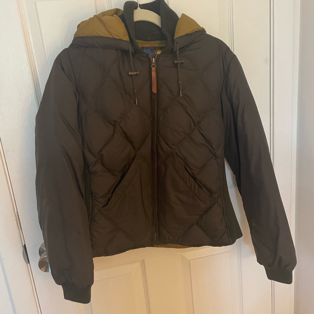 Eddie Bauer 1936 skyliner down jacket in olive green